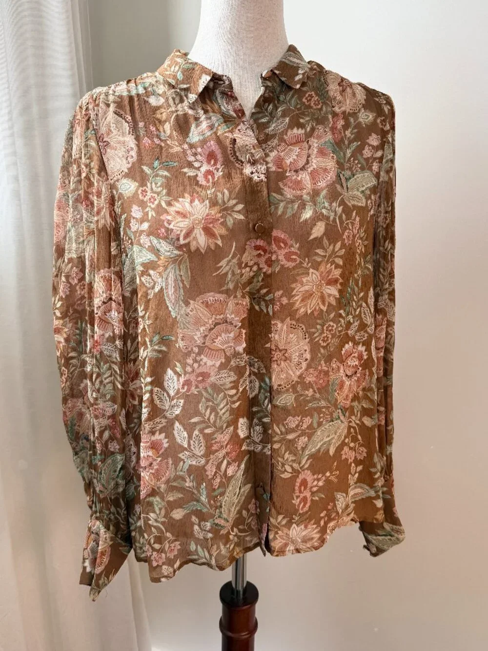 Sézane Tiana Silk Blouse Flower Camel Floral Print Size 34 Boho Parisian Top - Picture 2 of 6